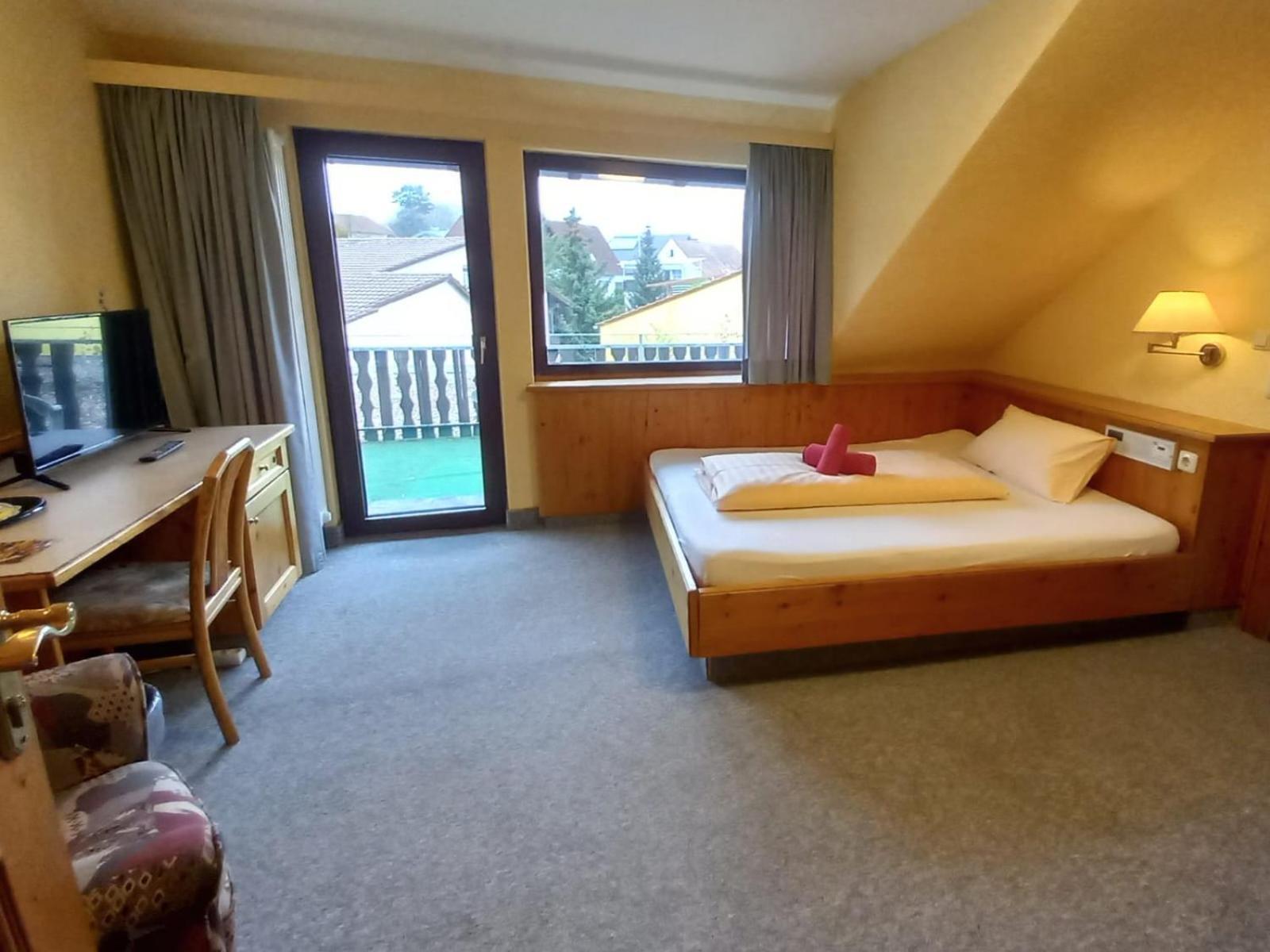 ברודנבאך Hotel-Barbarossa-Garni Bei Hanau מראה חיצוני תמונה